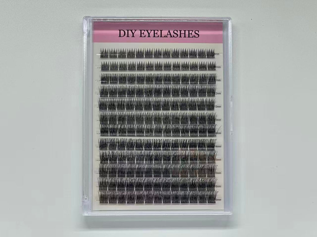 Dense and Long False Eyelashes