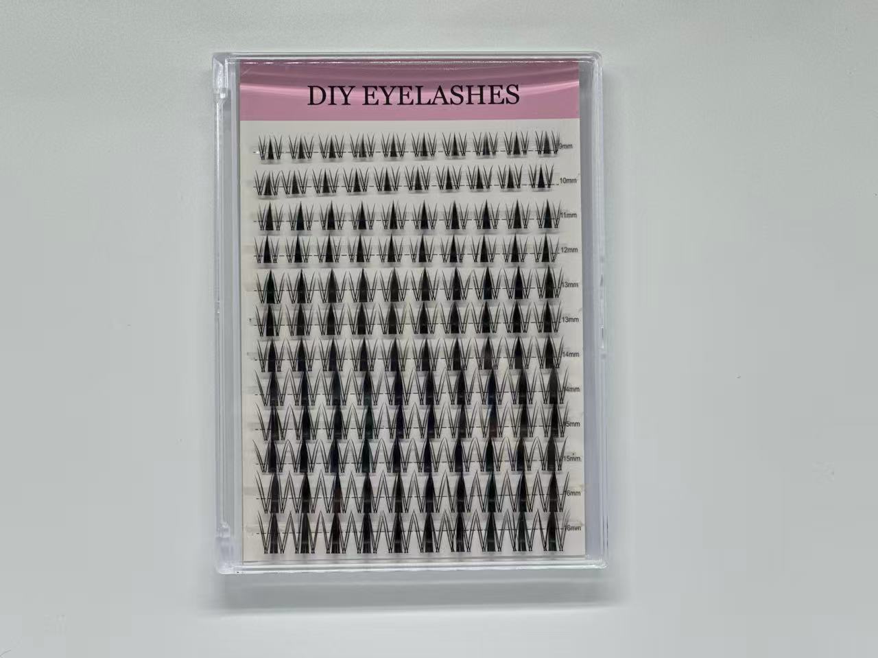 Maple Leaf Style False Eyelashes - Autumn Themed Makeup Accessory